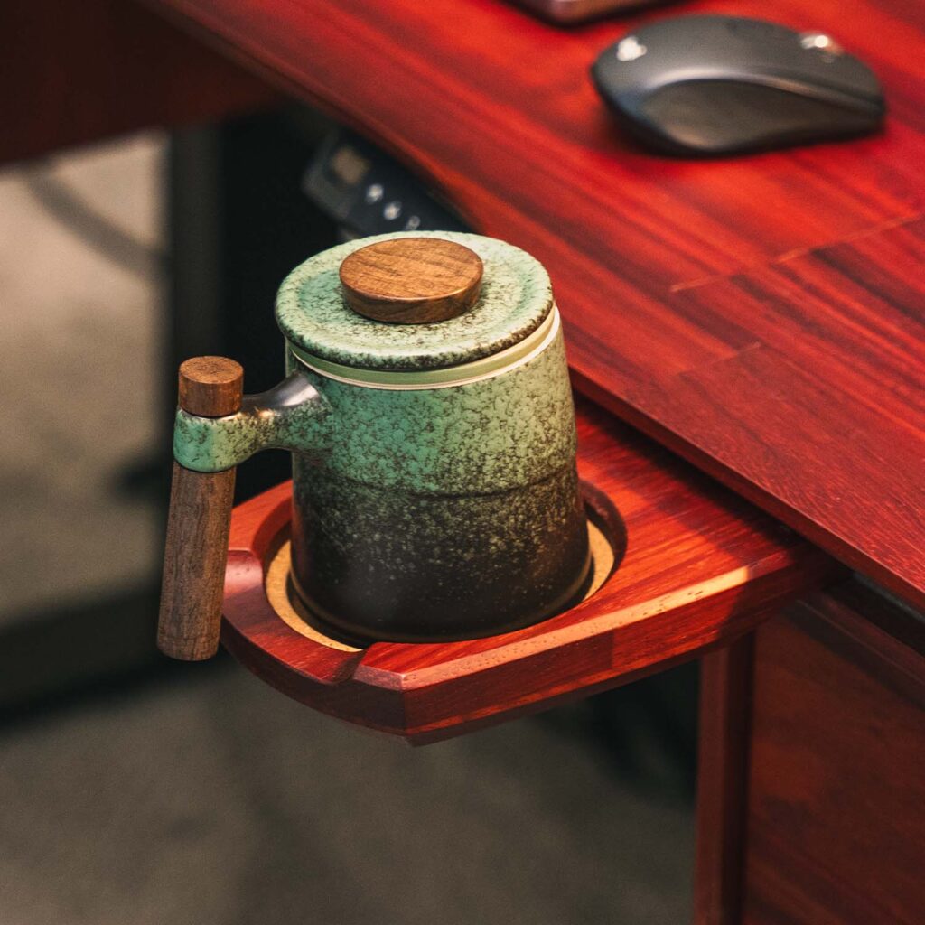 Mug Holder by Wyrmwood